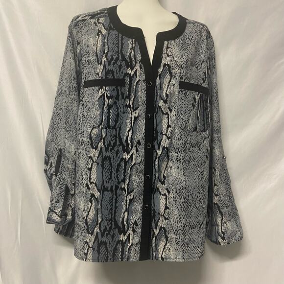 Elementz Top Blouse Button Up PXL Black Gray Petite Roll Tab Sleeves - Picture 1 of 9